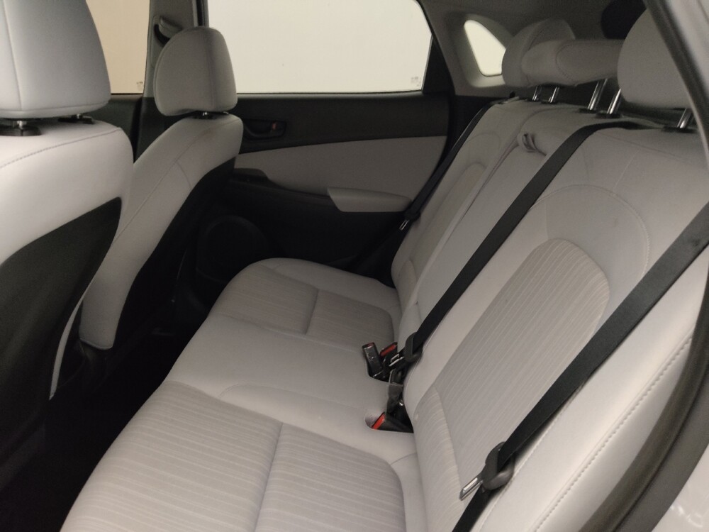 2023 Hyundai Kona in Clearwater, FL 33764 - 18111469 18