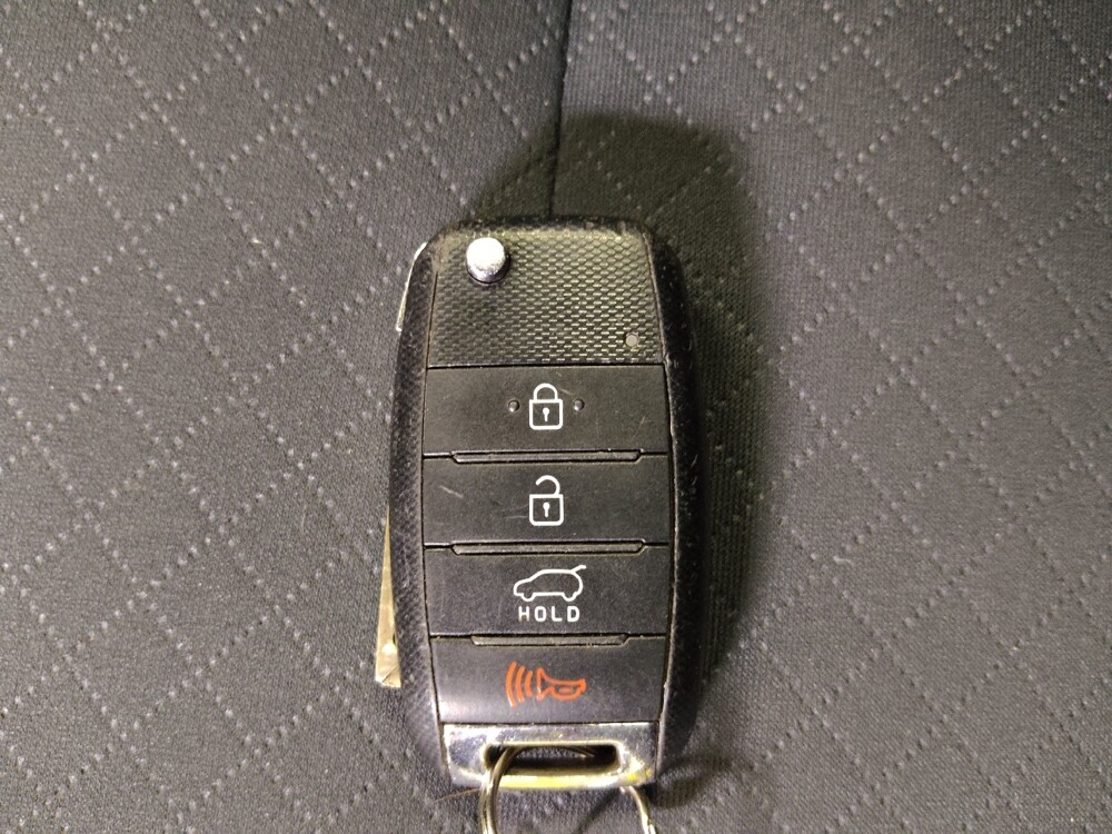 2019 Kia Sorento in Bradenton, FL 34207 - 18111473 32