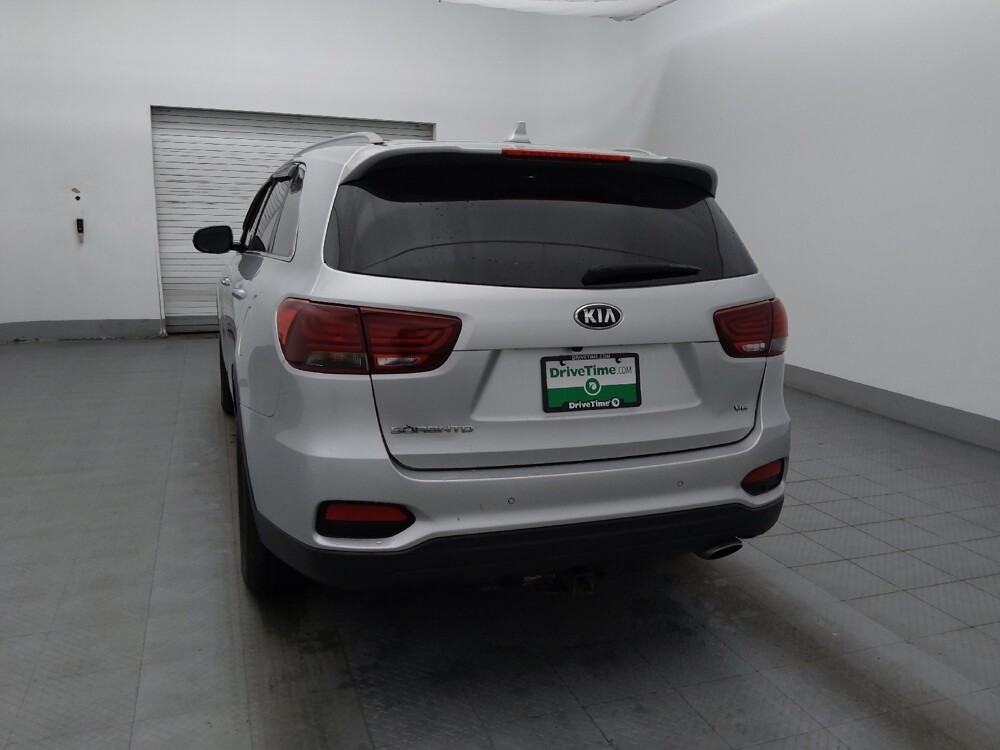 2019 Kia Sorento in Bradenton, FL 34207 - 18111473 6