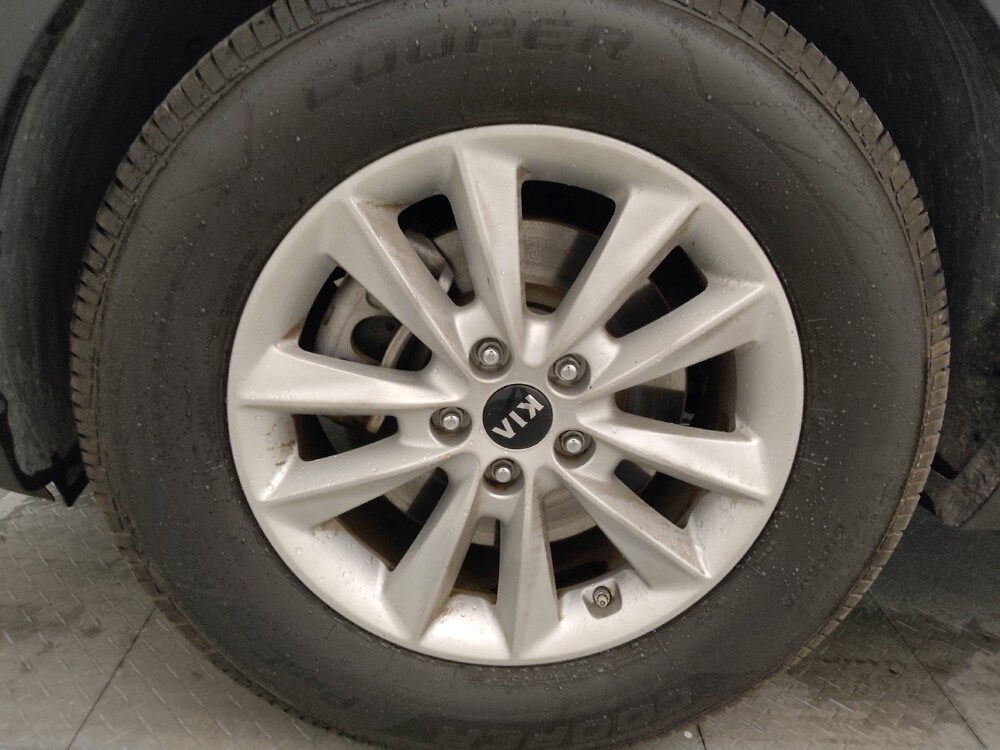 2019 Kia Sorento in Bradenton, FL 34207 - 18111473 31