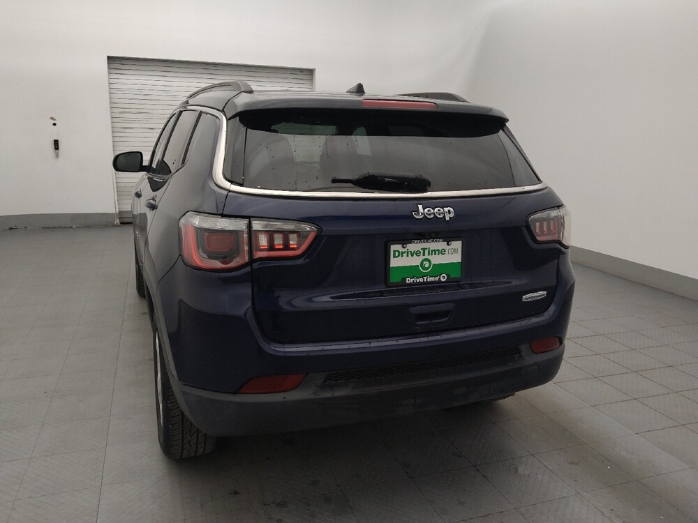 2018 Jeep Compass in Tampa, FL 33612 - 18111477 6