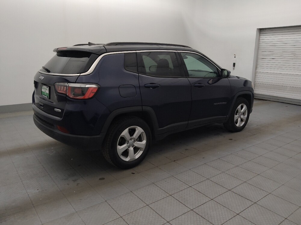 2018 Jeep Compass in Tampa, FL 33612 - 18111477 10