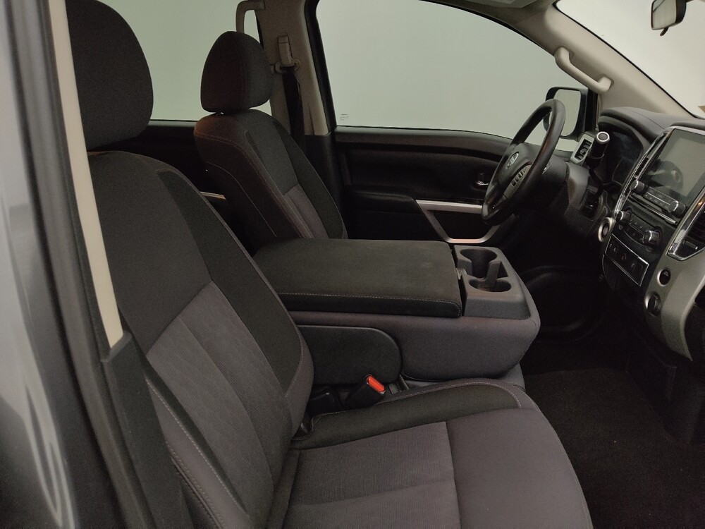 2020 Nissan Titan in Tampa, FL 33619 - 18111478 21