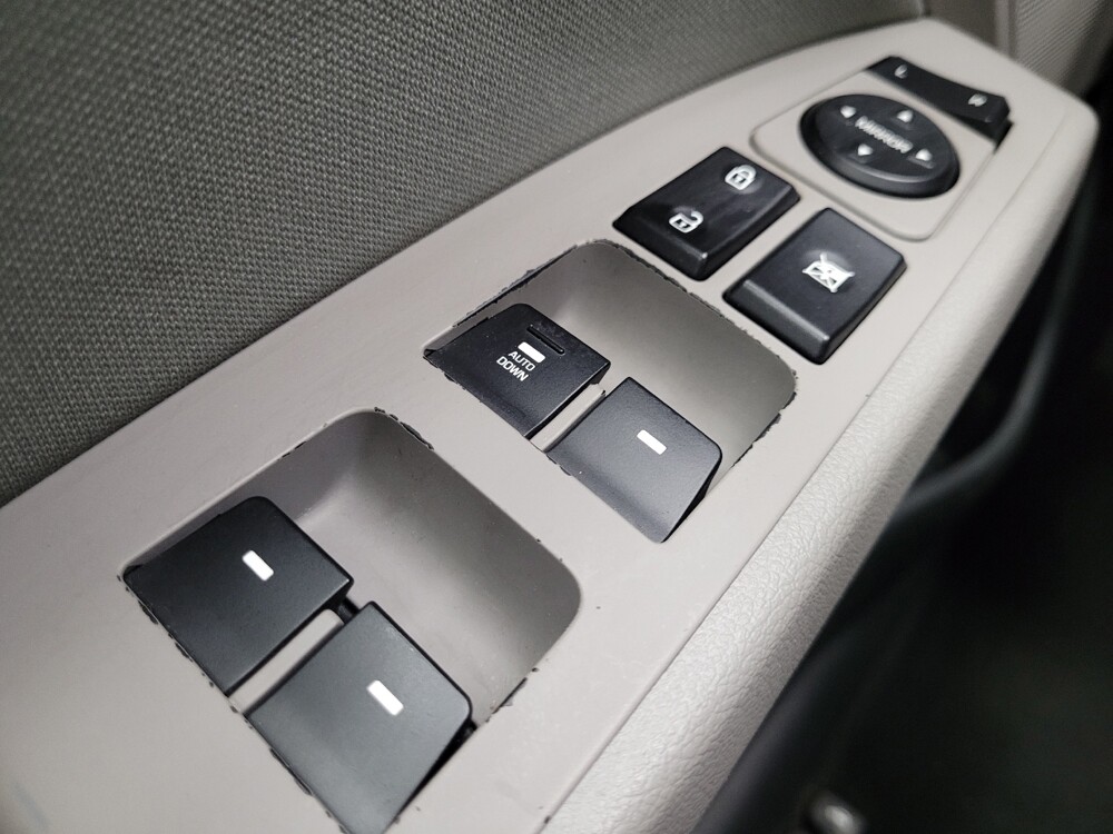 2017 Hyundai Elantra in Las Vegas, NV 89104 - 18111481 27