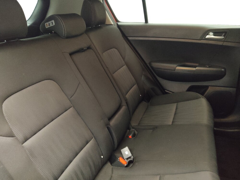 2020 Kia Sportage in Hialeah, FL 33014 - 18111503 19