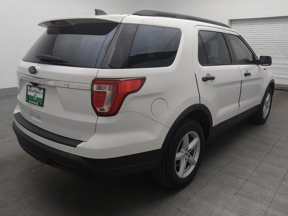 2019 Ford Explorer in Salem, VA 24153 - 18111507 9