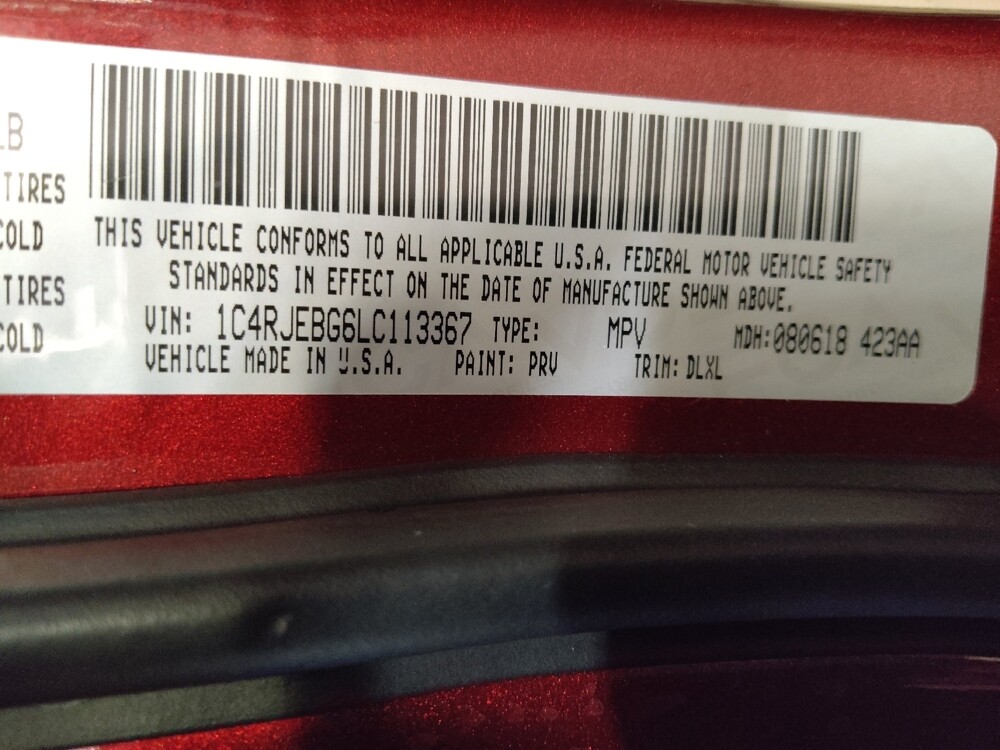 2020 Jeep Grand Cherokee in Hialeah, FL 33014 - 18111512 33