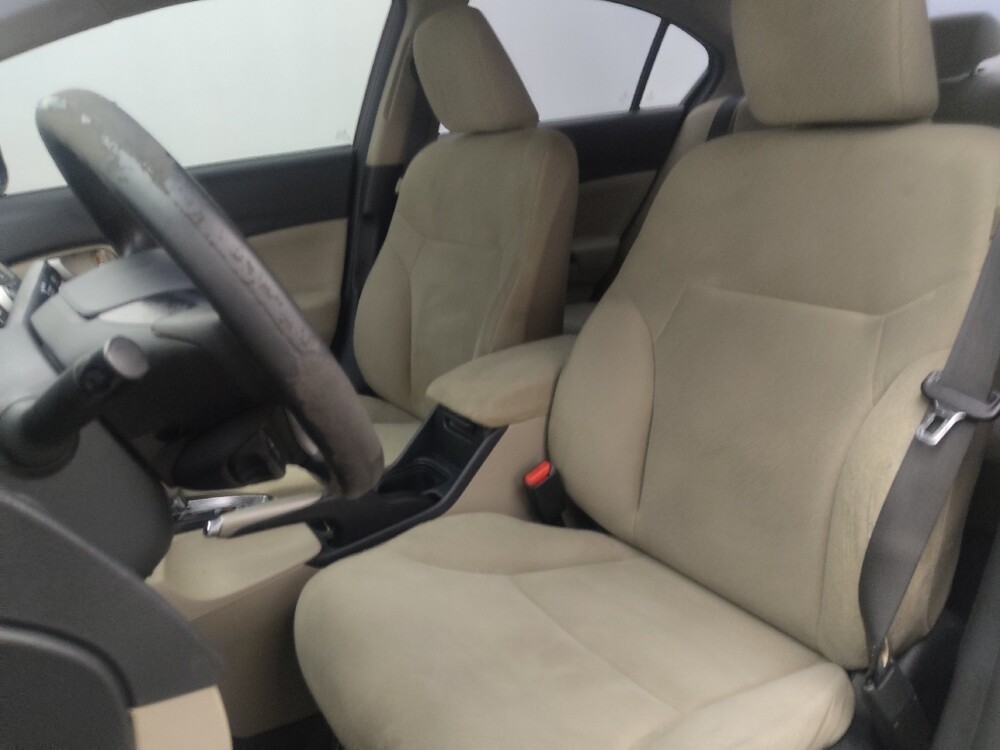 2013 Honda Civic in Gainesville, FL 32609 - 18111513 17