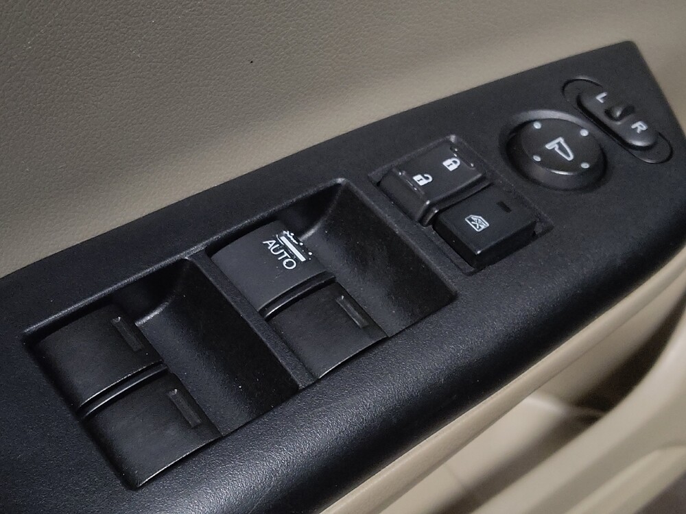 2013 Honda Civic in Gainesville, FL 32609 - 18111513 27