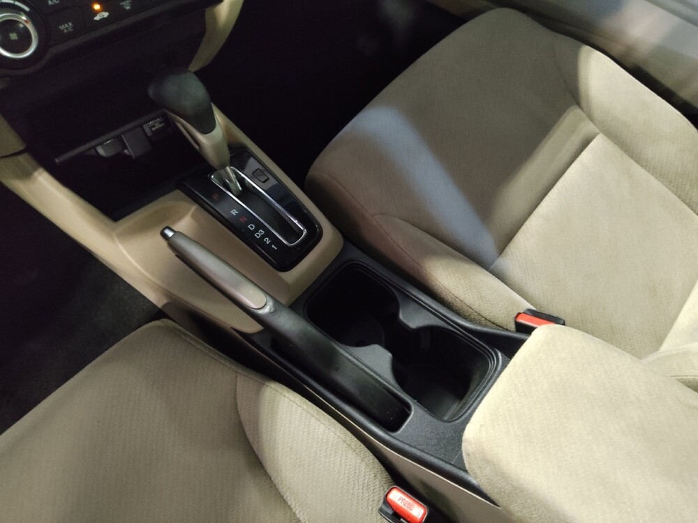 2013 Honda Civic in Gainesville, FL 32609 - 18111513 26