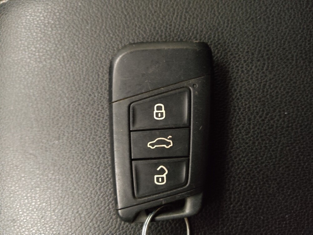 2023 Volkswagen Taos in Lakewood, CO 80215 - 18111530 32