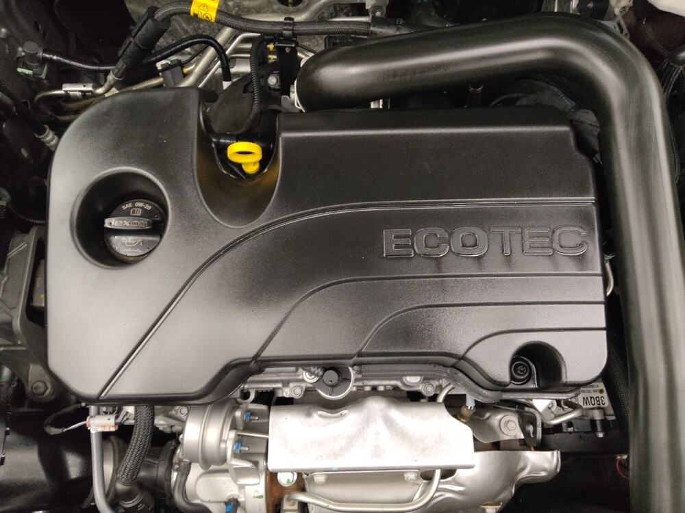 2024 Chevrolet Equinox in Lakewood, CO 80215 - 18111532 30