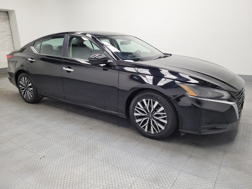 2023 Nissan Altima in Las Vegas, NV 89102 - 18111534 11