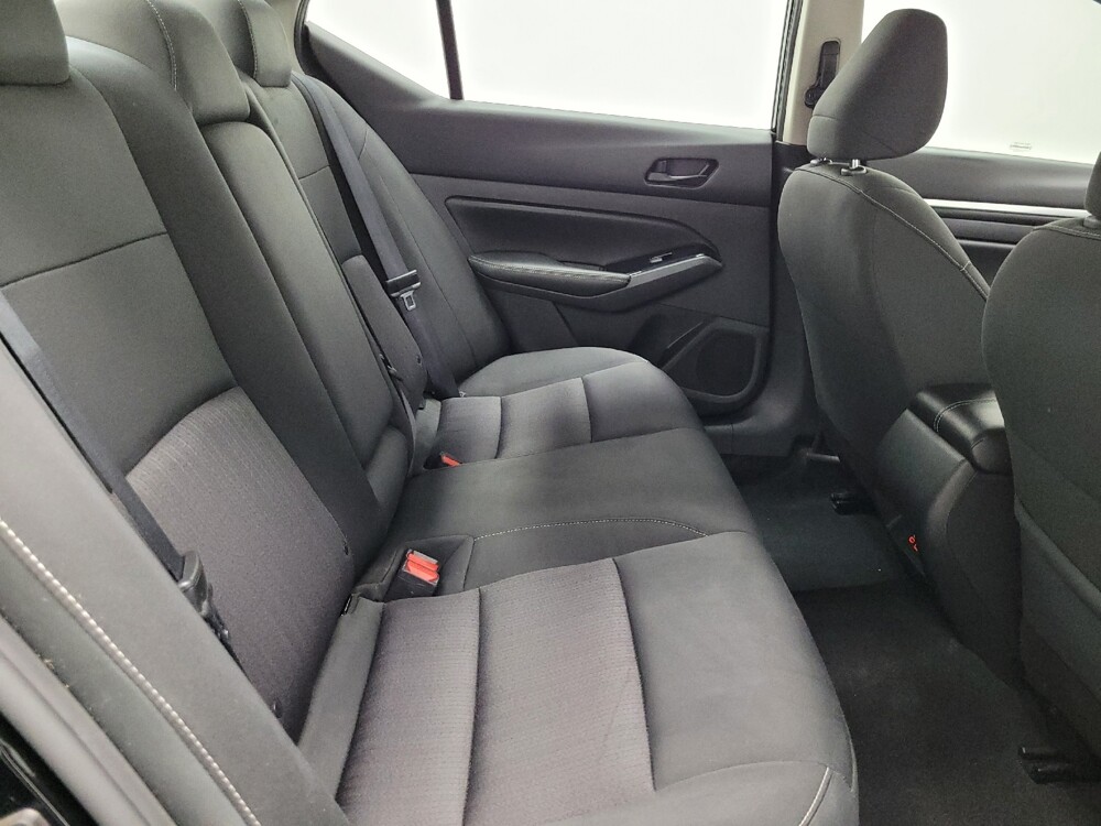 2023 Nissan Altima in Las Vegas, NV 89102 - 18111534 19