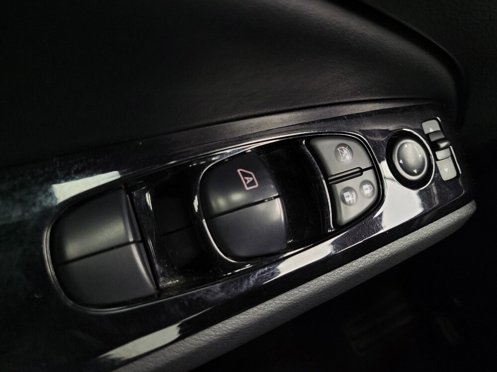 2023 Nissan Altima in Las Vegas, NV 89102 - 18111534 27