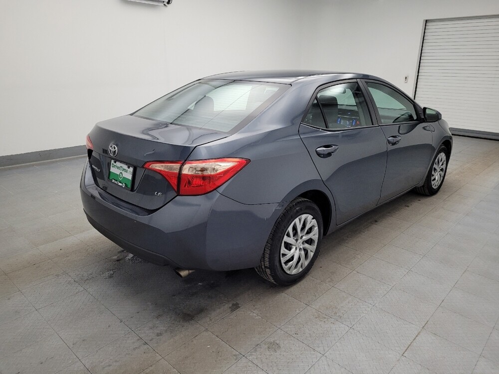 2018 Toyota Corolla in Cincinnati, OH 45255 - 18111541 9
