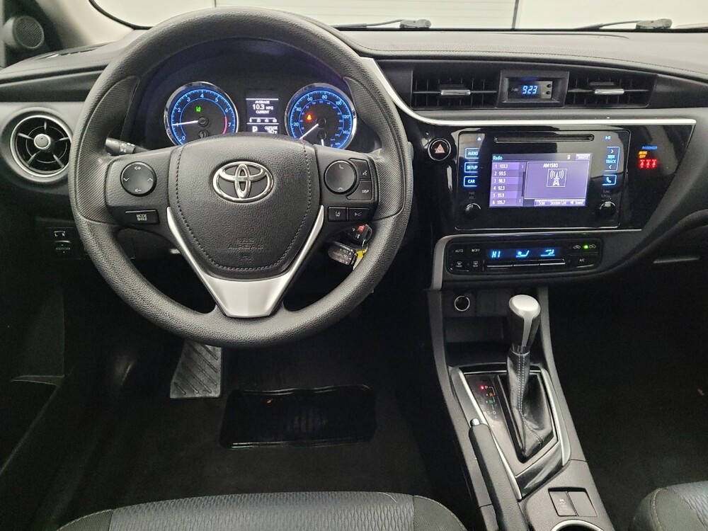 2018 Toyota Corolla in Cincinnati, OH 45255 - 18111541 22