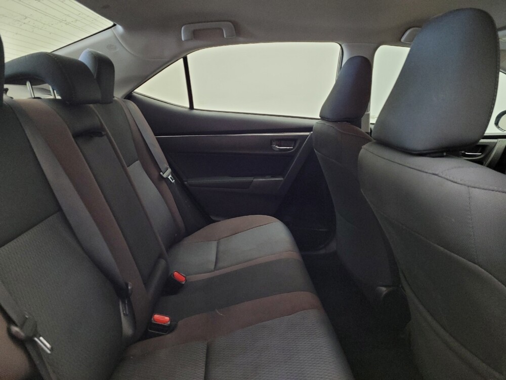 2018 Toyota Corolla in Cincinnati, OH 45255 - 18111541 19