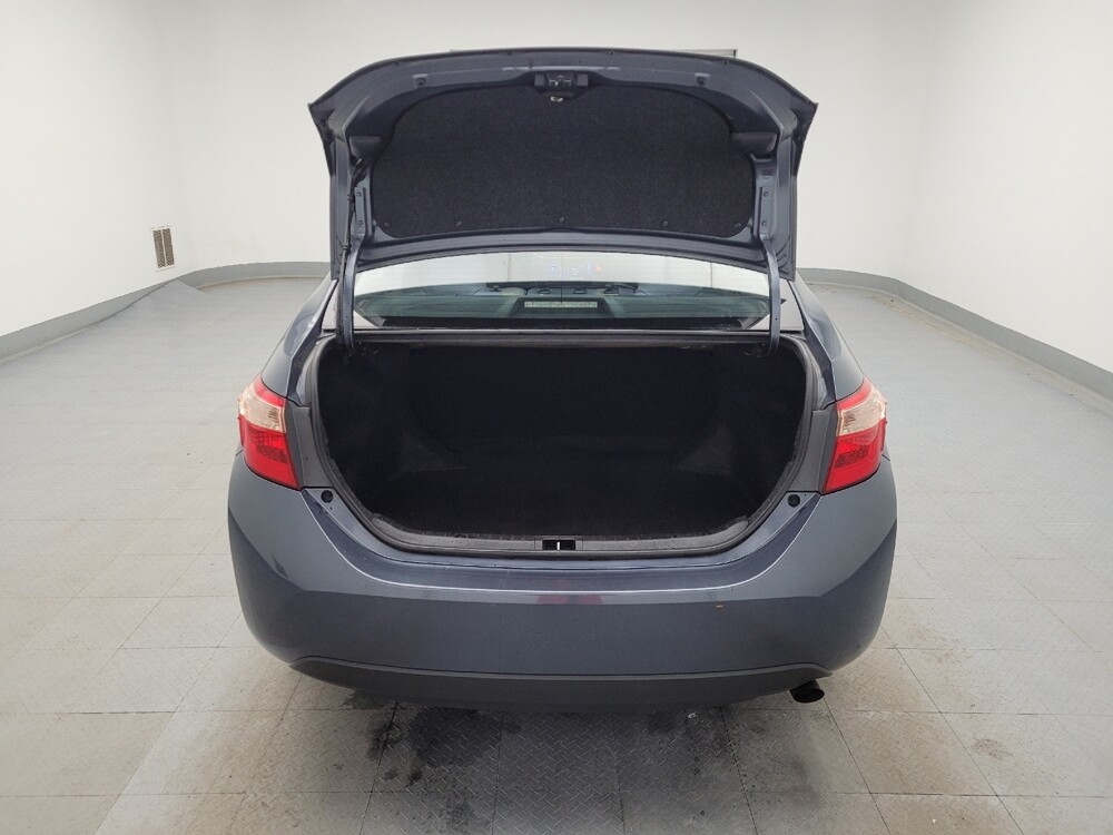 2018 Toyota Corolla in Cincinnati, OH 45255 - 18111541 29