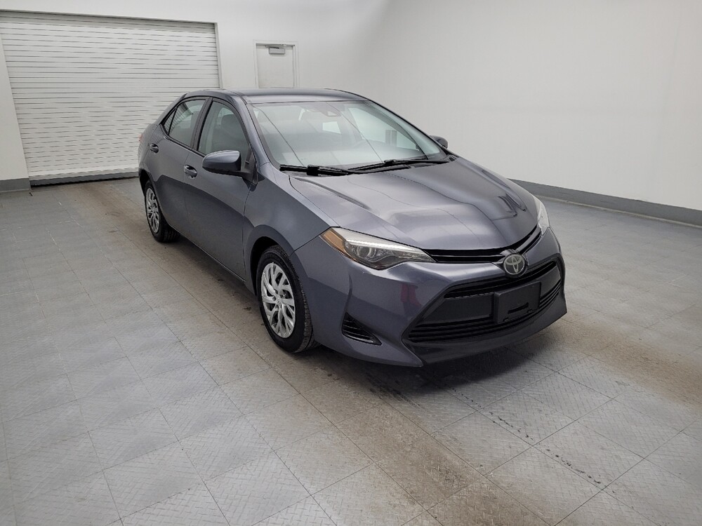 2018 Toyota Corolla in Cincinnati, OH 45255 - 18111541 13
