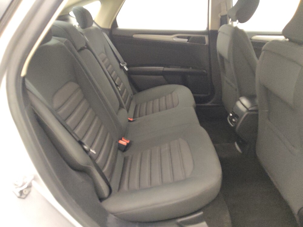 2019 Ford Fusion in Metairie, LA 70006 - 18111543 19