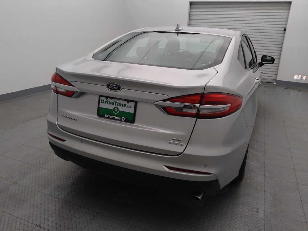2019 Ford Fusion in Metairie, LA 70006 - 18111543 7