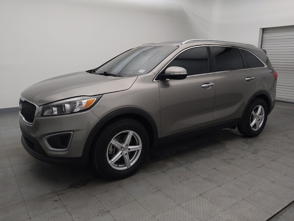 2016 Kia Sorento in Metairie, LA 70006 - 18111544 2