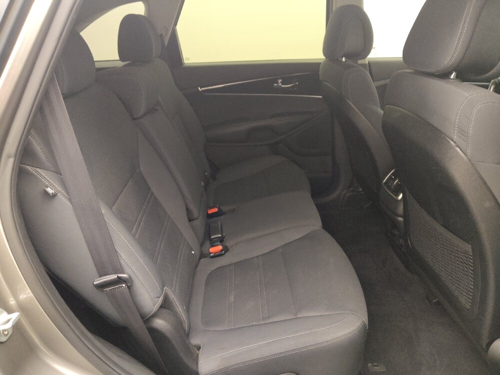 2016 Kia Sorento in Metairie, LA 70006 - 18111544 19