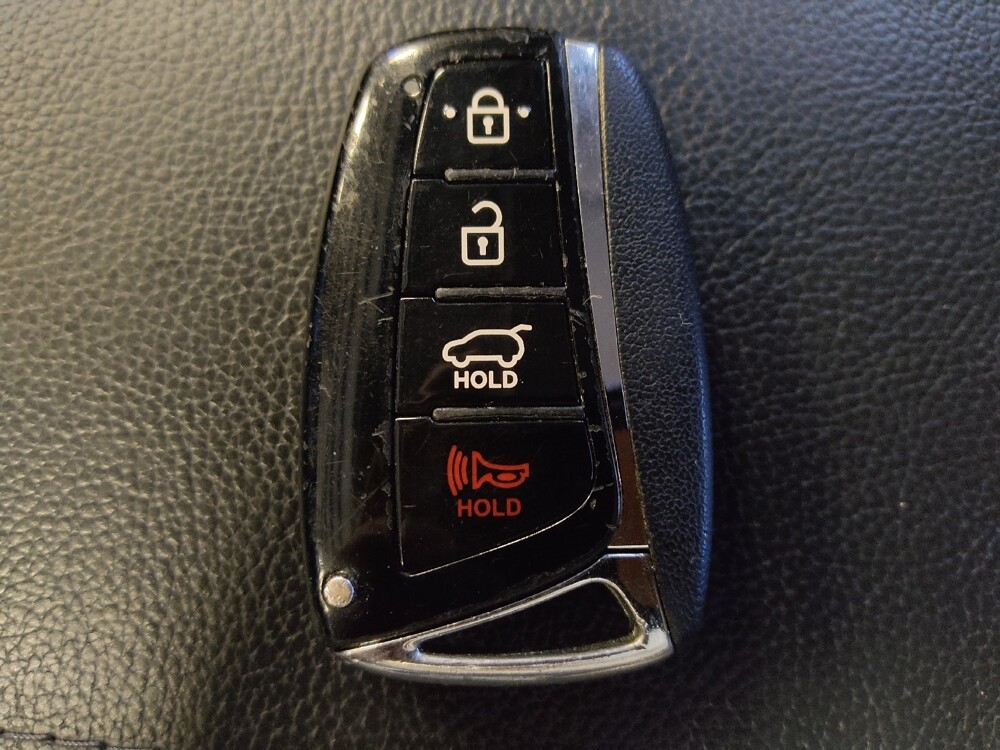 2015 Hyundai Santa Fe in San Antonio, TX 78238 - 18111553 32