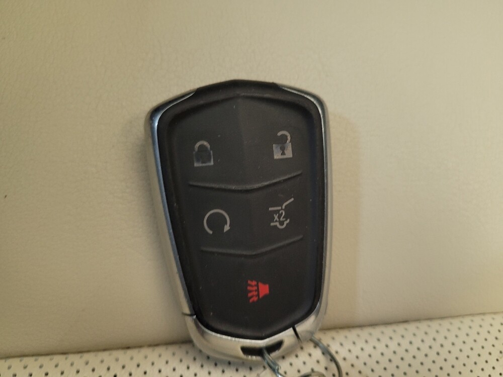 2019 Cadillac XT4 in Miamisburg, OH 45342 - 18111558 32