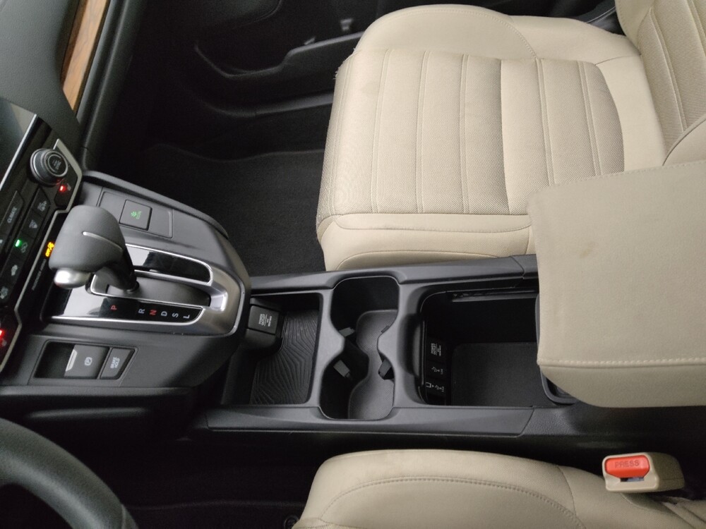 2018 Honda CR-V in St. Louis, MO 63136 - 18111559 26