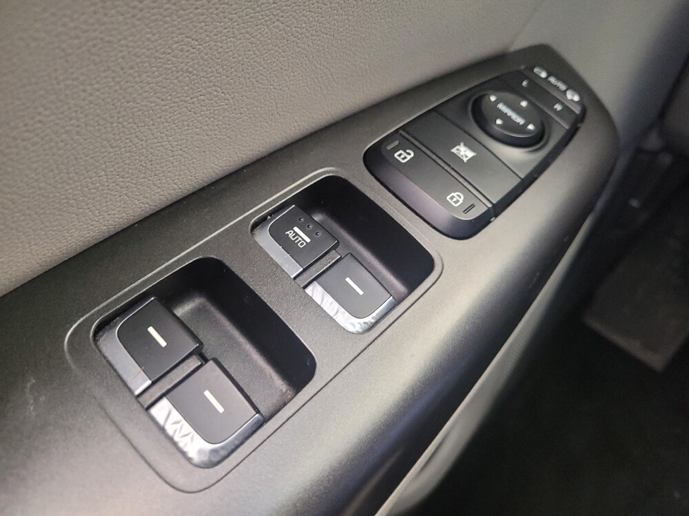 2017 Kia Sportage in Lexington, KY 40509 - 18111560 27