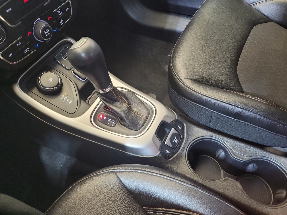 2018 Jeep Compass in Columbus, OH 43231 - 18111562 26