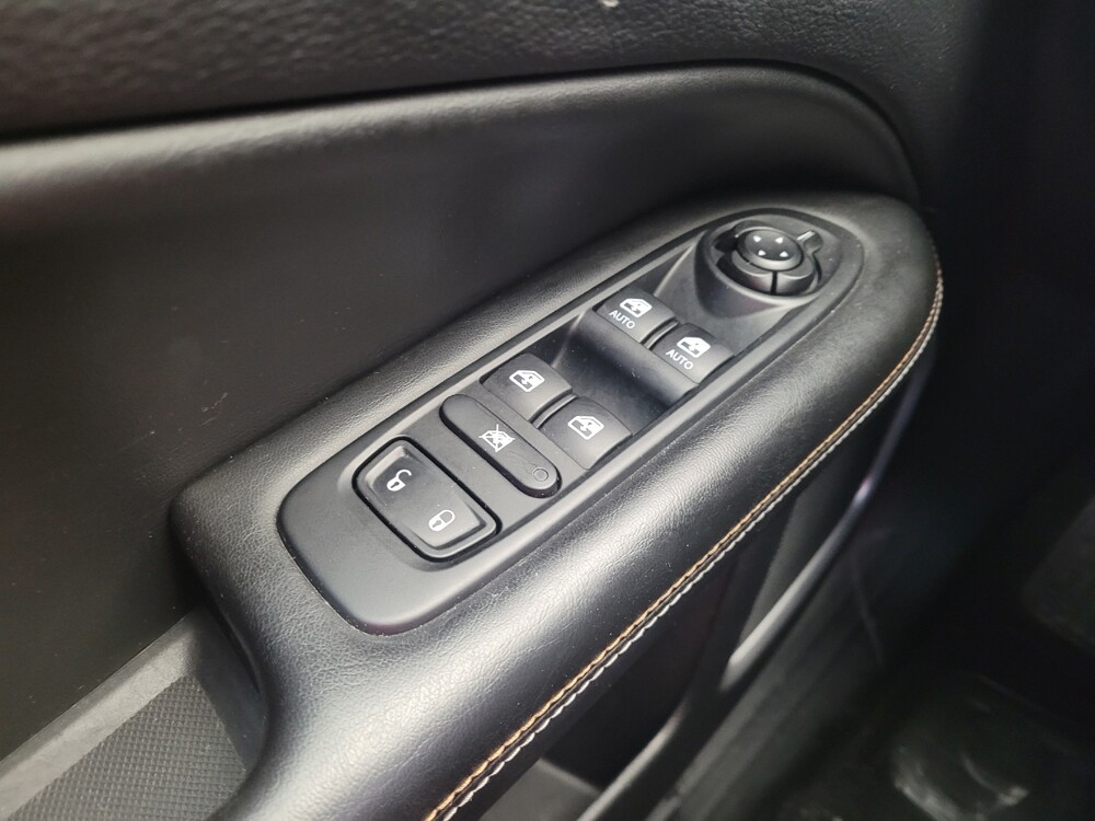 2018 Jeep Compass in Columbus, OH 43231 - 18111562 27