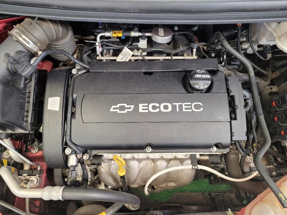 2018 Chevrolet Sonic in Fairfield, OH 45014 - 18111571 30