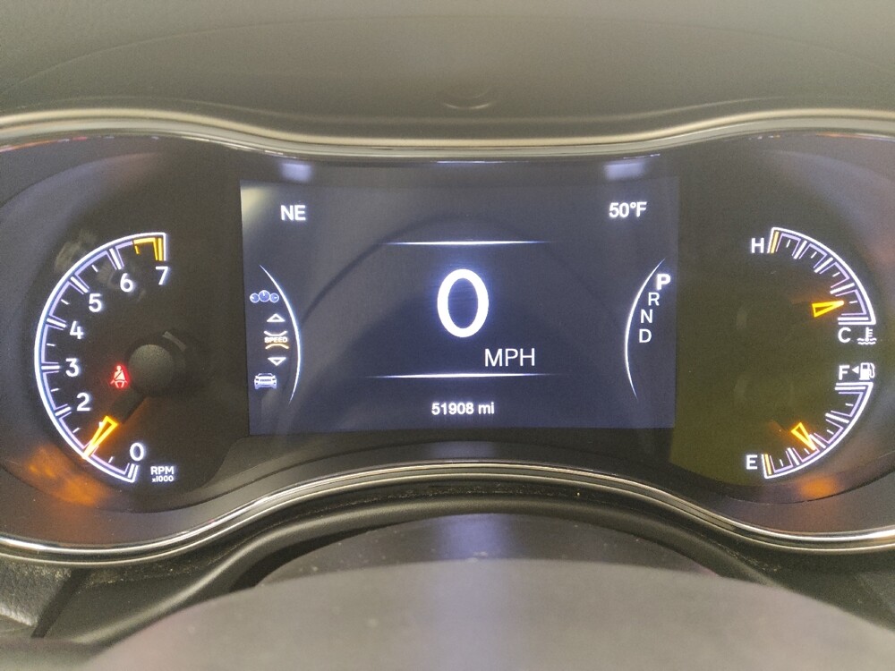 2019 Jeep Grand Cherokee in St. Louis, MO 63125 - 18111576 23