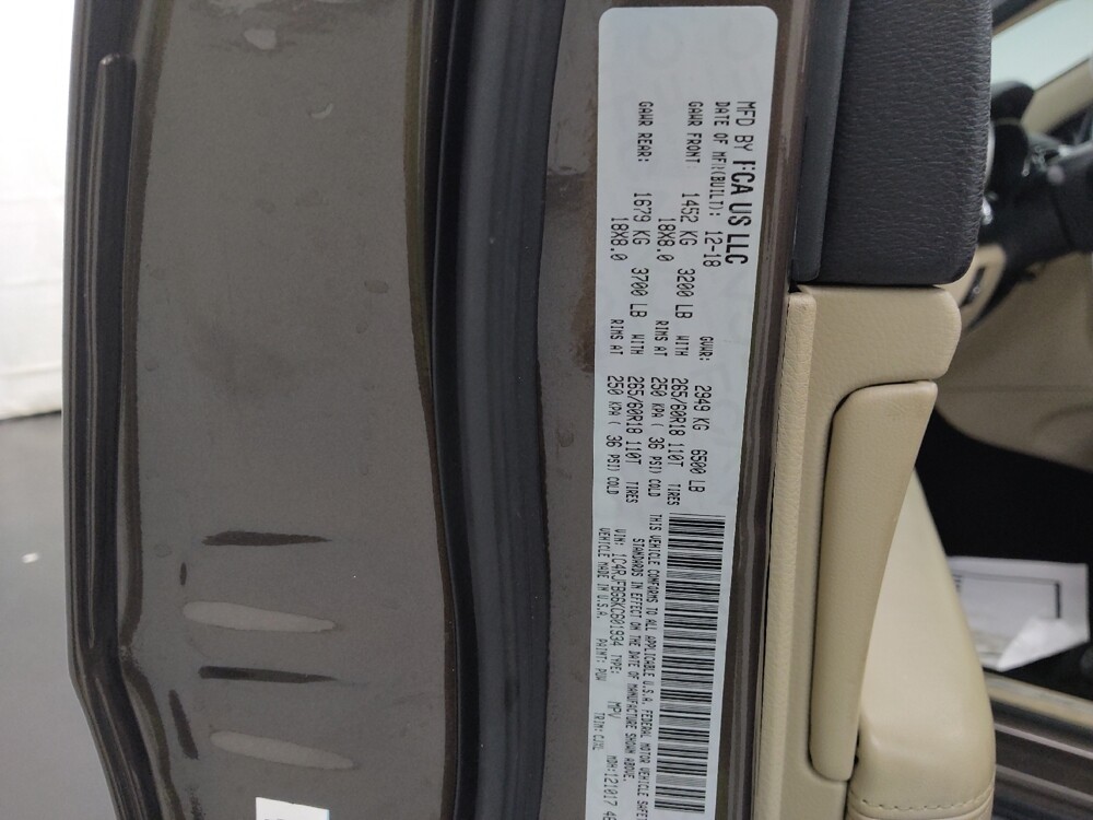 2019 Jeep Grand Cherokee in St. Louis, MO 63125 - 18111576 33