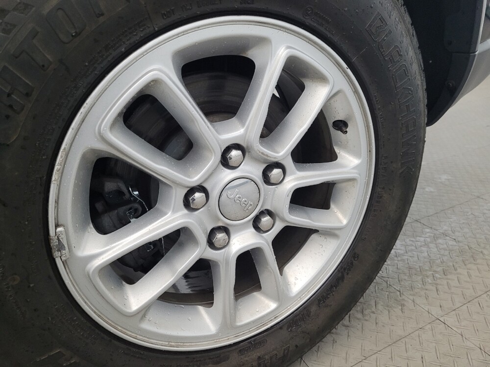 2018 Jeep Grand Cherokee in Pittsburgh, PA 15236 - 18111577 31