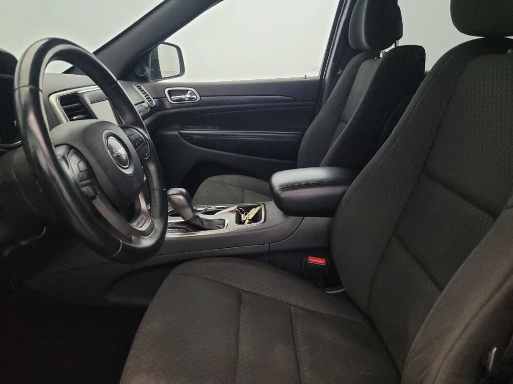 2018 Jeep Grand Cherokee in Pittsburgh, PA 15236 - 18111577 17