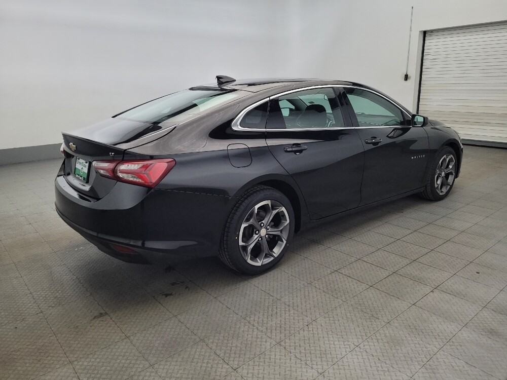 2021 Chevrolet Malibu in Pittsburgh, PA 15236 - 18111583 10