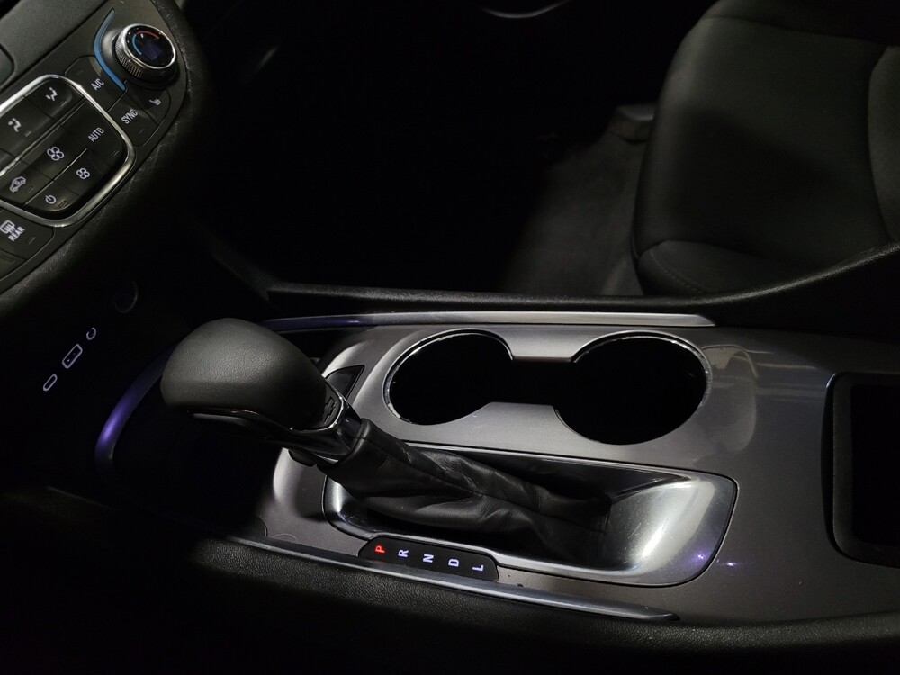 2021 Chevrolet Malibu in Pittsburgh, PA 15236 - 18111583 26