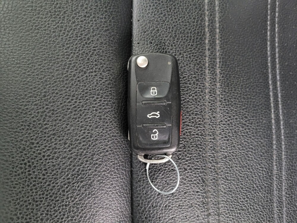 2017 Volkswagen Jetta in Langhorne, PA 19047 - 18111586 32