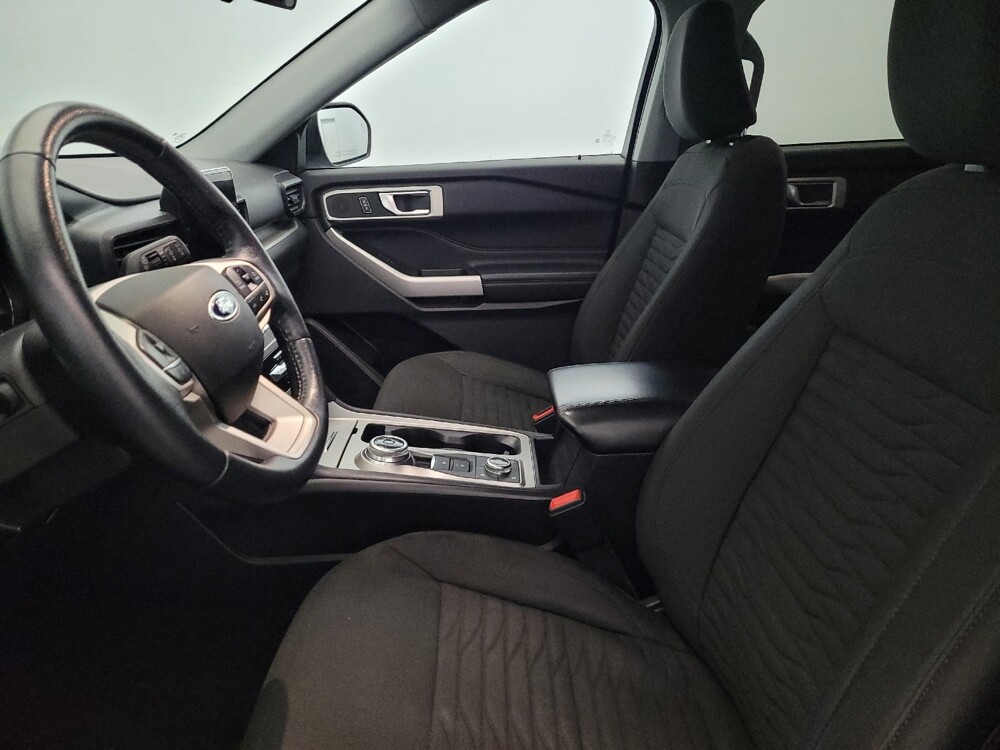2021 Ford Explorer in Newport News, VA 23601 - 18111595 17