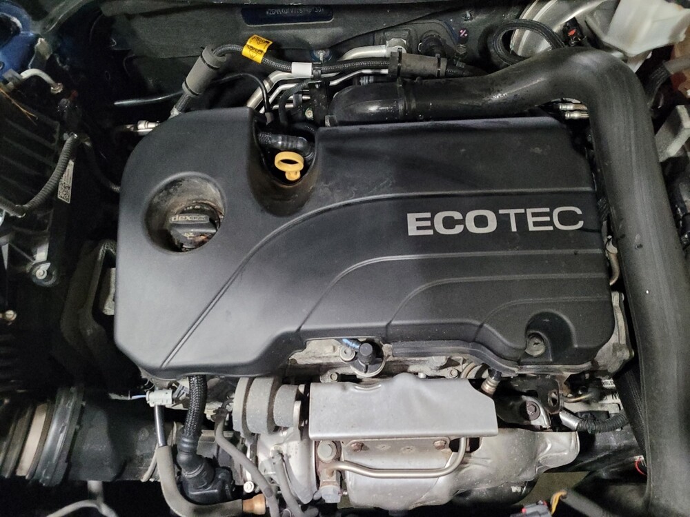 2020 Chevrolet Equinox in Pittsburgh, PA 15236 - 18111596 30