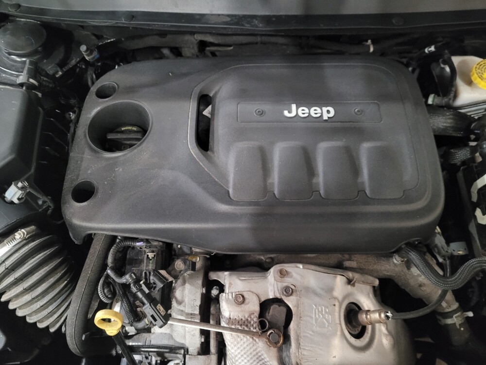 2019 Jeep Cherokee in Williamstown, NJ 8094 - 18111600 30