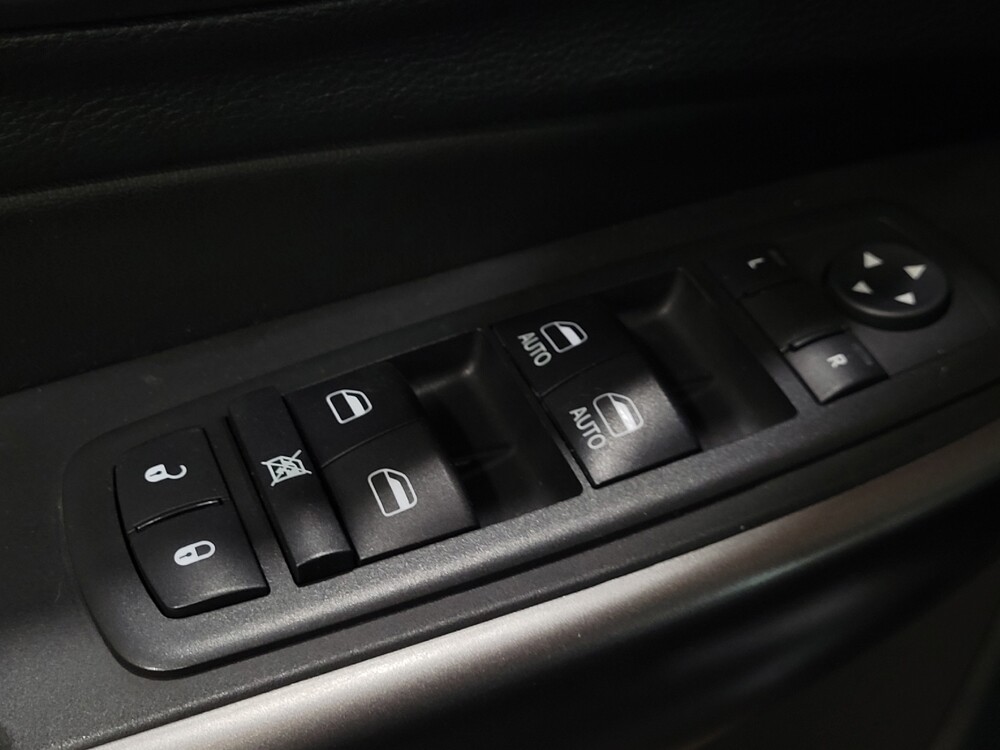 2019 Jeep Cherokee in Williamstown, NJ 8094 - 18111600 27