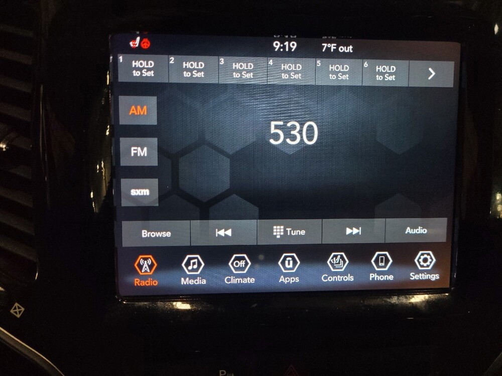 2019 Jeep Cherokee in Pittsburgh, PA 15237 - 18111601 25