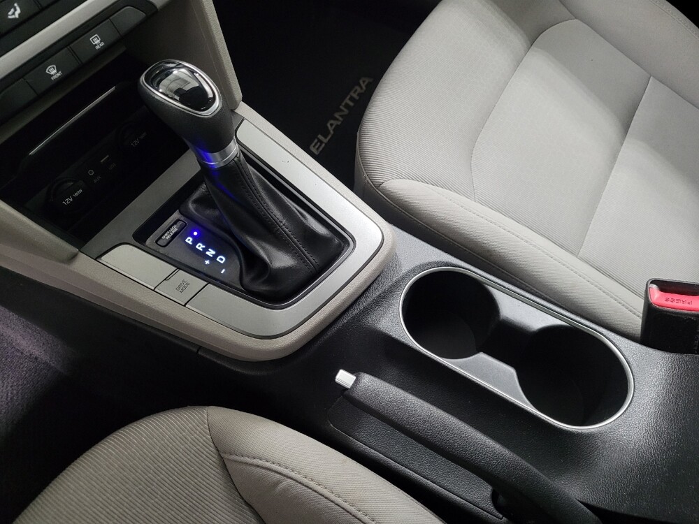 2018 Hyundai Elantra in Langhorne, PA 19047 - 18111602 26