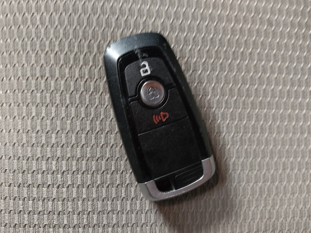 2018 Ford Explorer in Charlotte, NC 28273 - 18111609 32