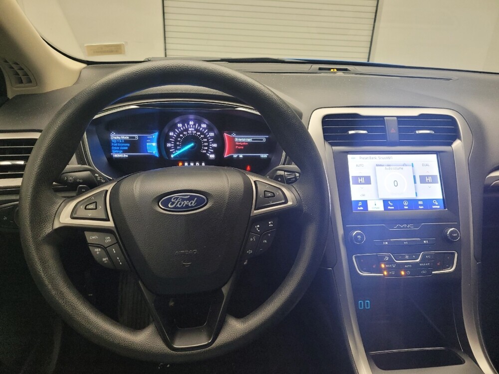 2020 Ford Fusion in St. Louis, MO 63125 - 18111611 22